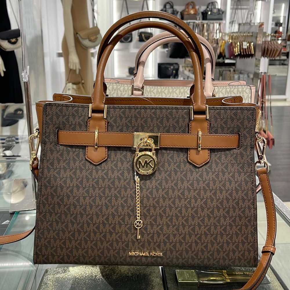 MICHAEL KORS 
Hamilton Medium Logo Satchel
Brown Signature
NWT